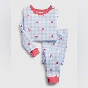Heart pajamas by Gap | 6-12 months